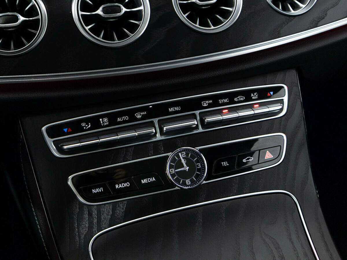 Купить Mercedes-Benz E-Класс 200, 2017, 55 274 км, фото №17