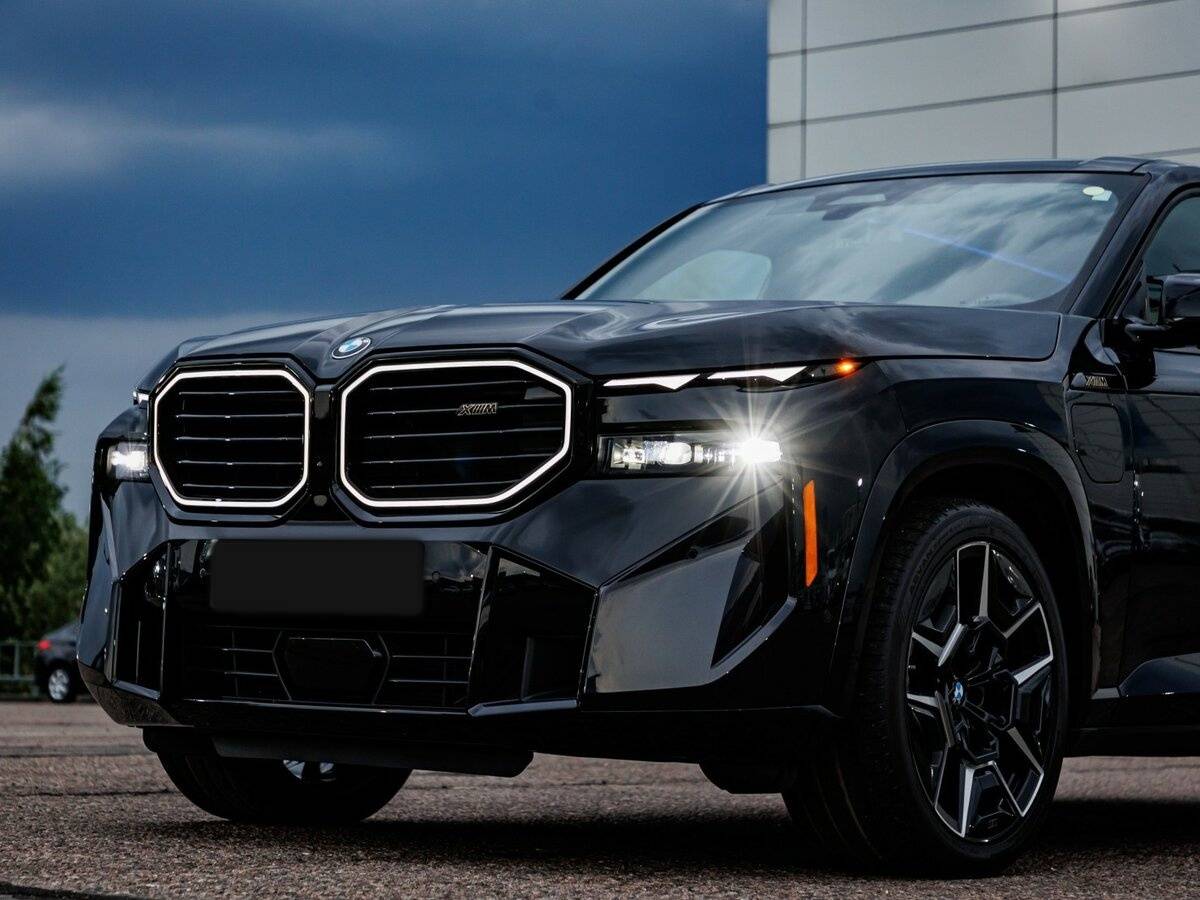 Купить BMW XM, 2023, 7 930 км, фото №13