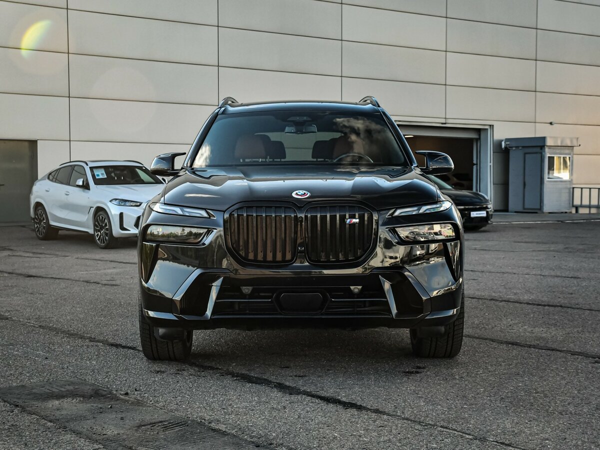 Купить BMW X7 M60i I (G07) Рестайлинг, 2022, 21 000 км, фото №2
