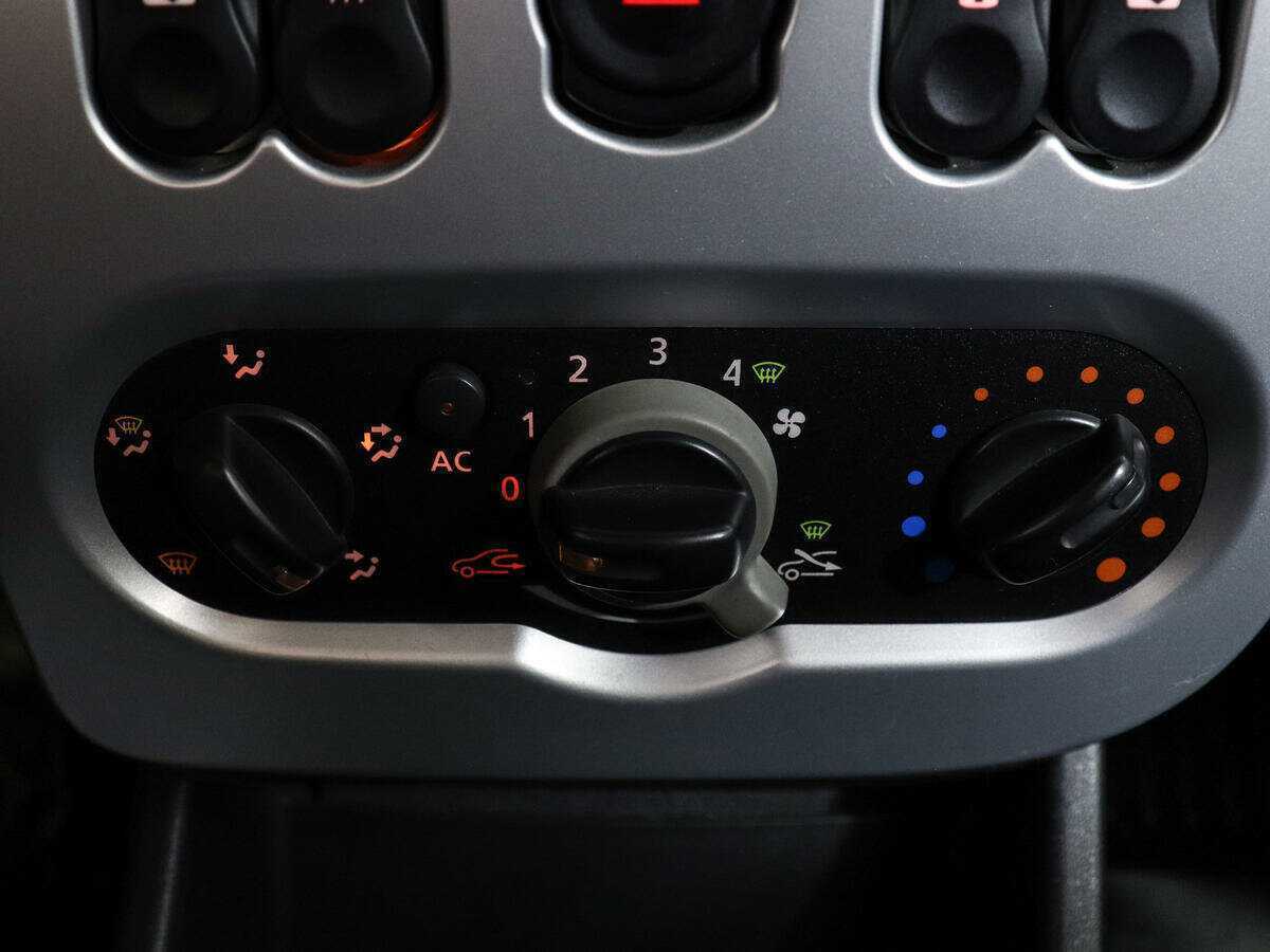 Купить Renault Sandero Stepway, 2011, 105 609 км, фото №15