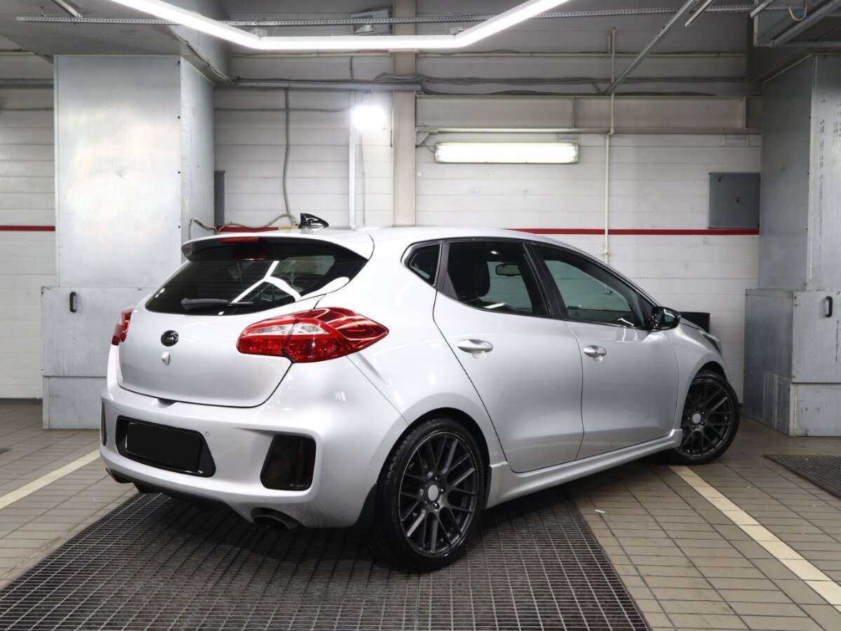 Купить Kia Ceed GT, 2017, 118 000 км, фото №2