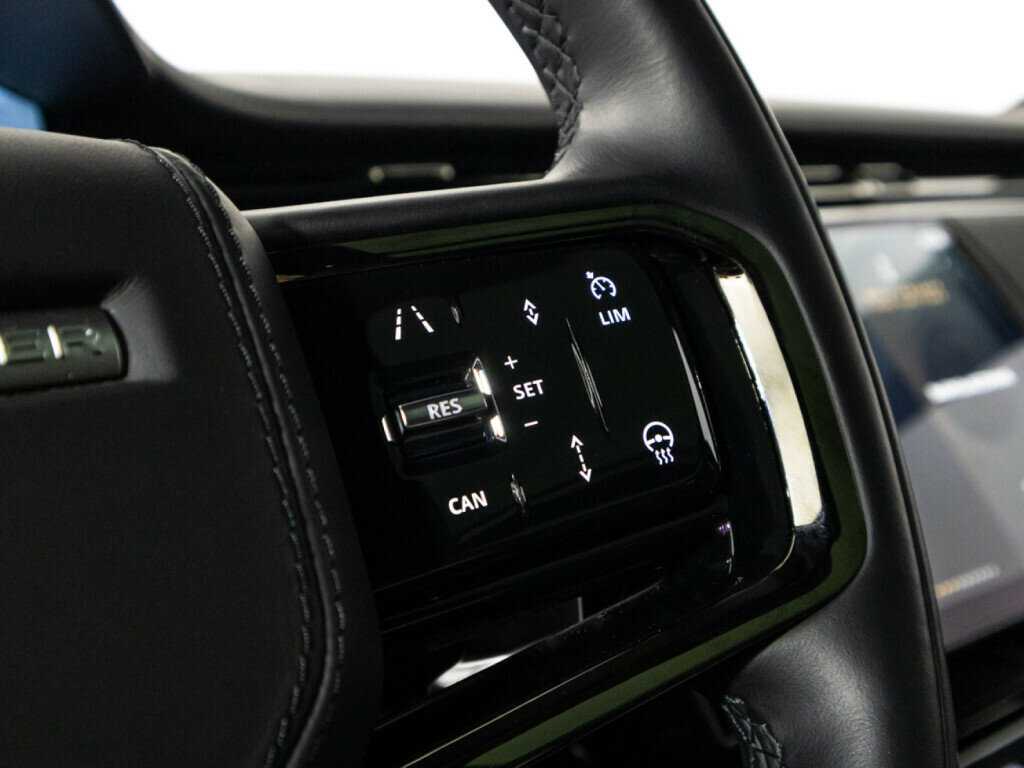 Купить Land Rover Range Rover Sport P360 MHEV, 2022, 7 800 км, фото №17