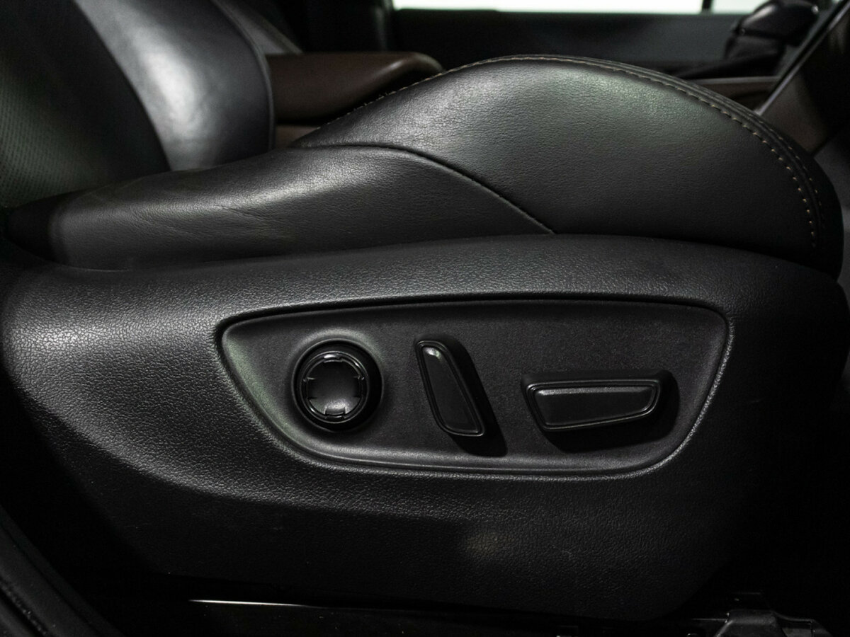 Купить Toyota Harrier IV (XU80), 2021, 45 579 км, фото №13