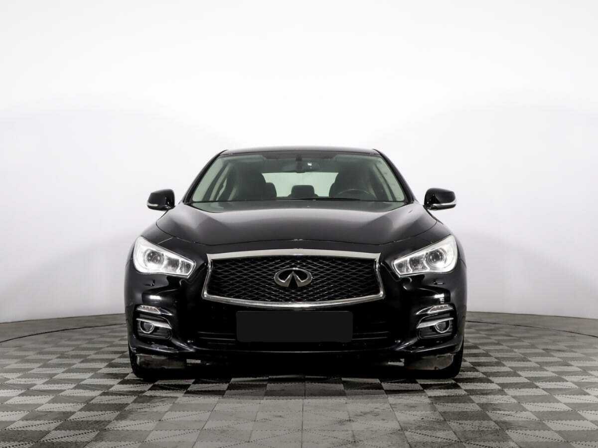 Купить Infiniti Q50, 2015, 97 313 км, фото №2