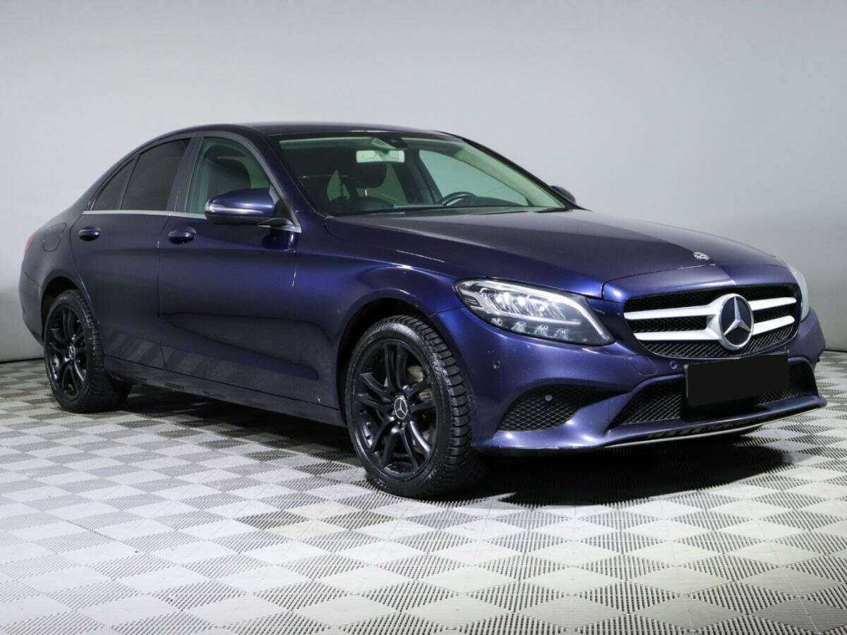 Купить Mercedes-Benz C-Класс 180, 2018, 145 809 км, фото №3