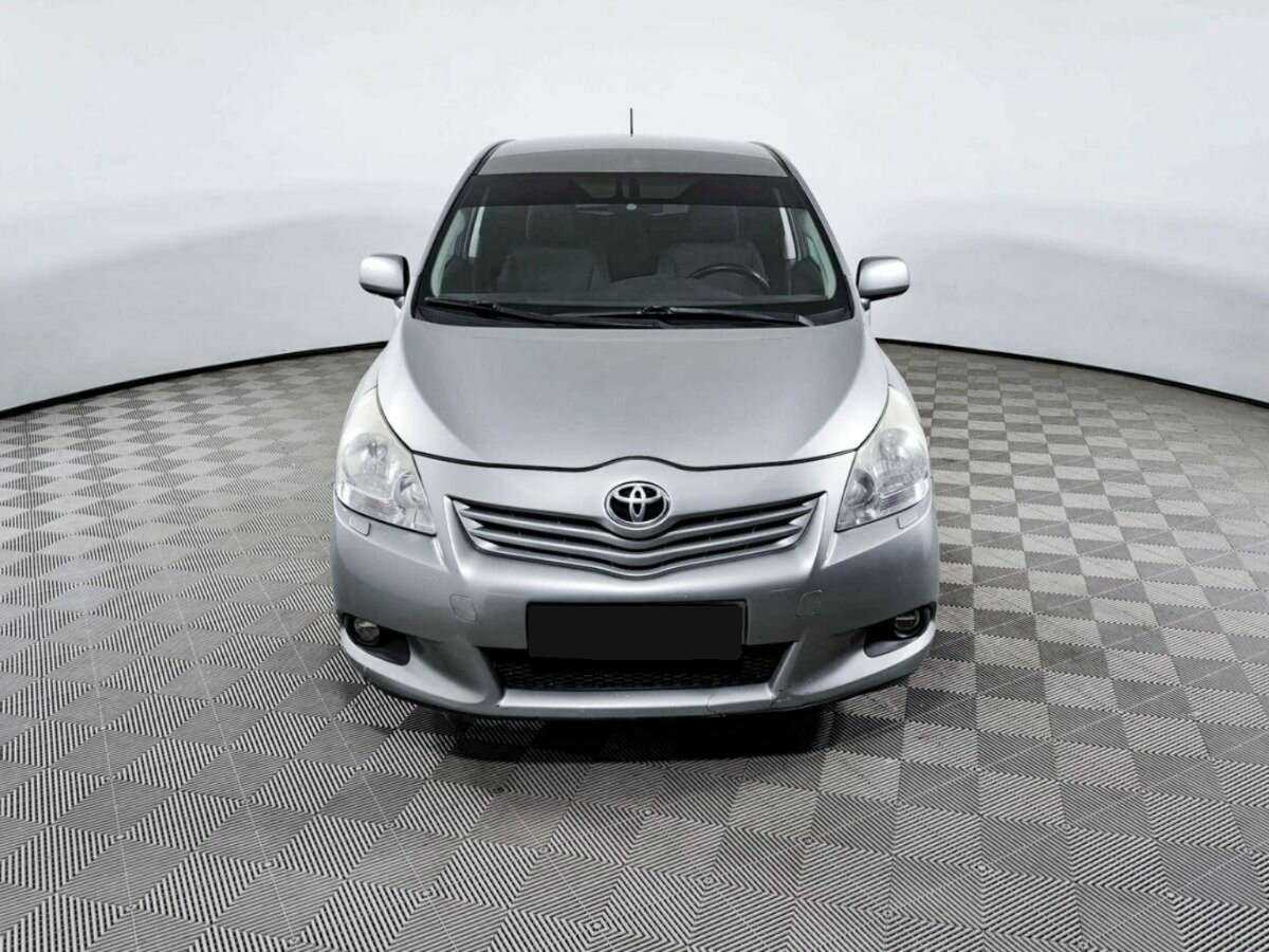 Купить Toyota Verso, 2012, 247 825 км, фото №2