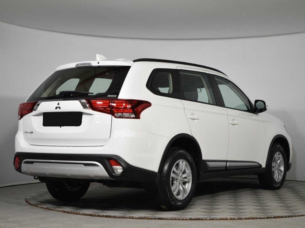 Купить Mitsubishi Outlander, 2022, 25 км, фото №4