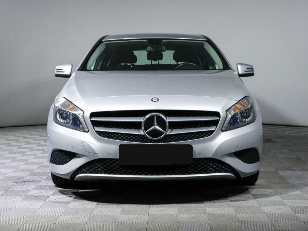 Купить Mercedes-Benz A-Класс 180, 2015, 54 956 км, фото №2