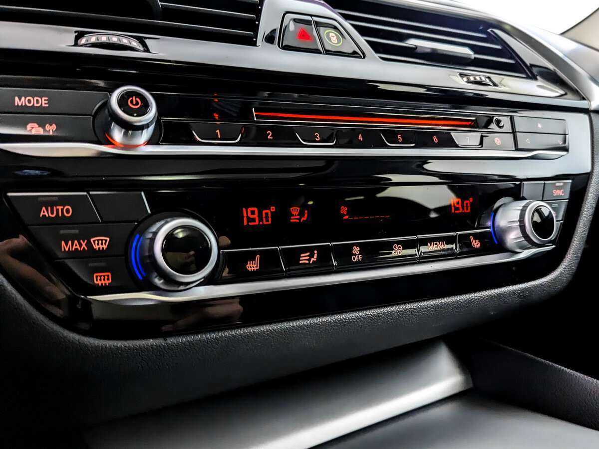 Купить BMW 5 серии 530d xDrive, 2019, 108 817 км, фото №22