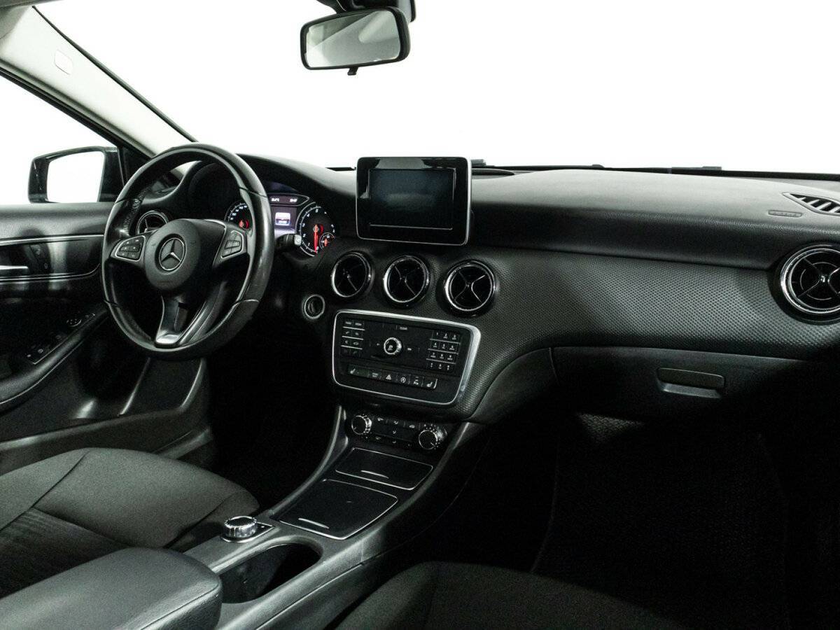Купить Mercedes-Benz A-Класс 180, 2017, 131 486 км, фото №9