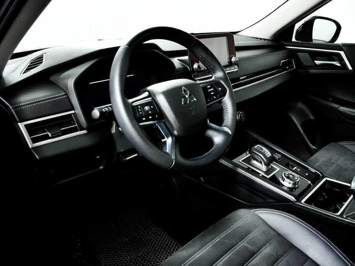 Купить Mitsubishi Outlander, 2022, 3 750 км, фото №13
