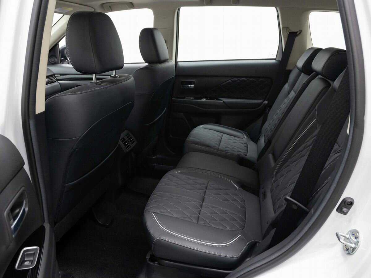 Купить Mitsubishi Outlander, 2022, 34 км, фото №12