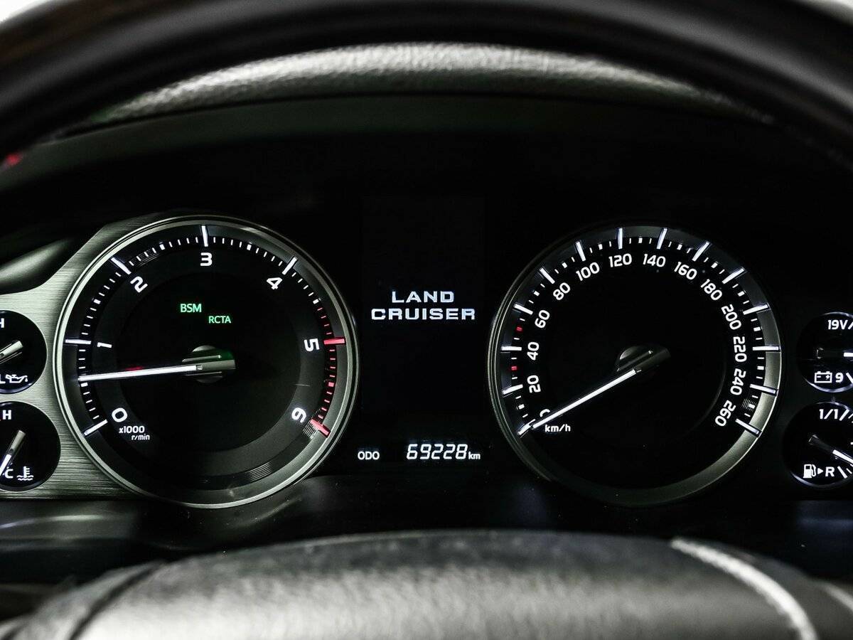 Купить Toyota Land Cruiser, 2019, 69 227 км, фото №10