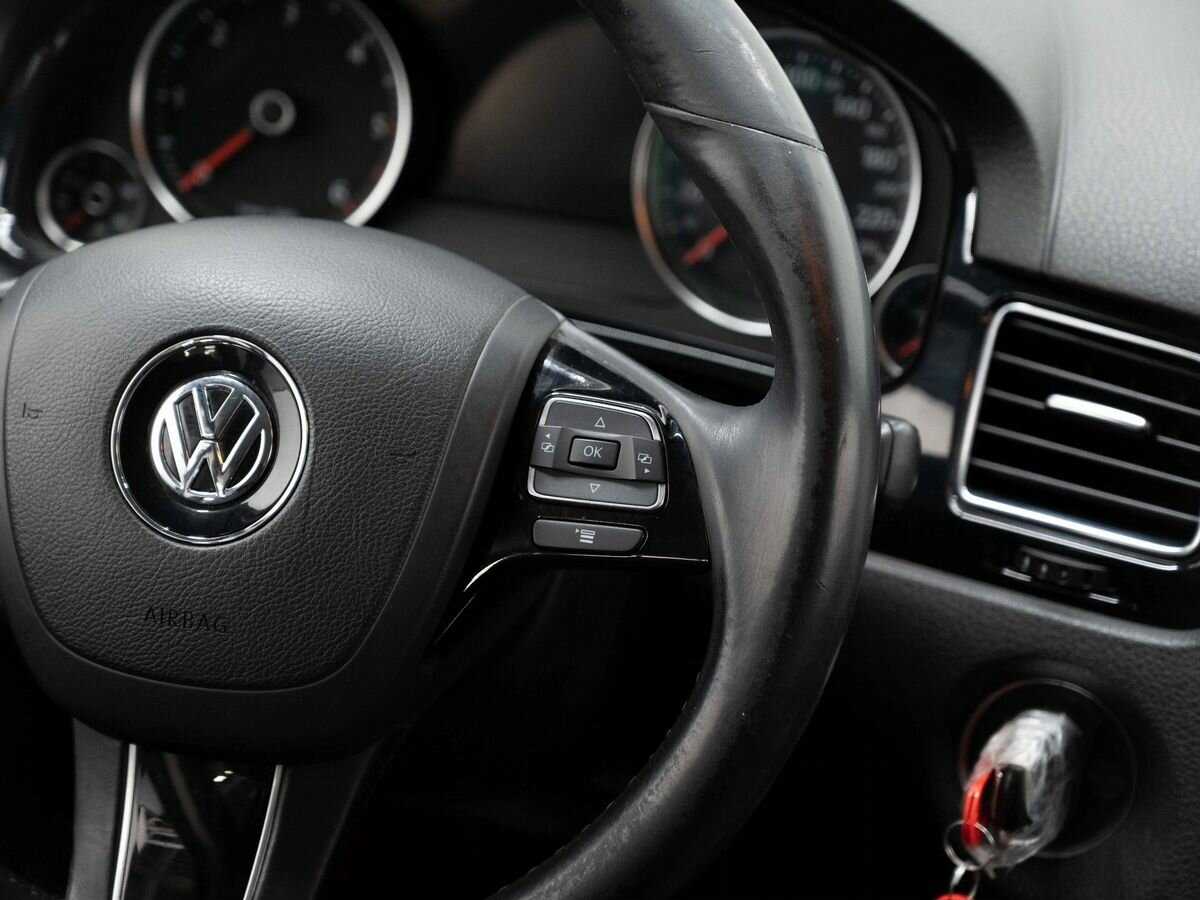 Купить Volkswagen Touareg, 2010, 245 274 км, фото №17