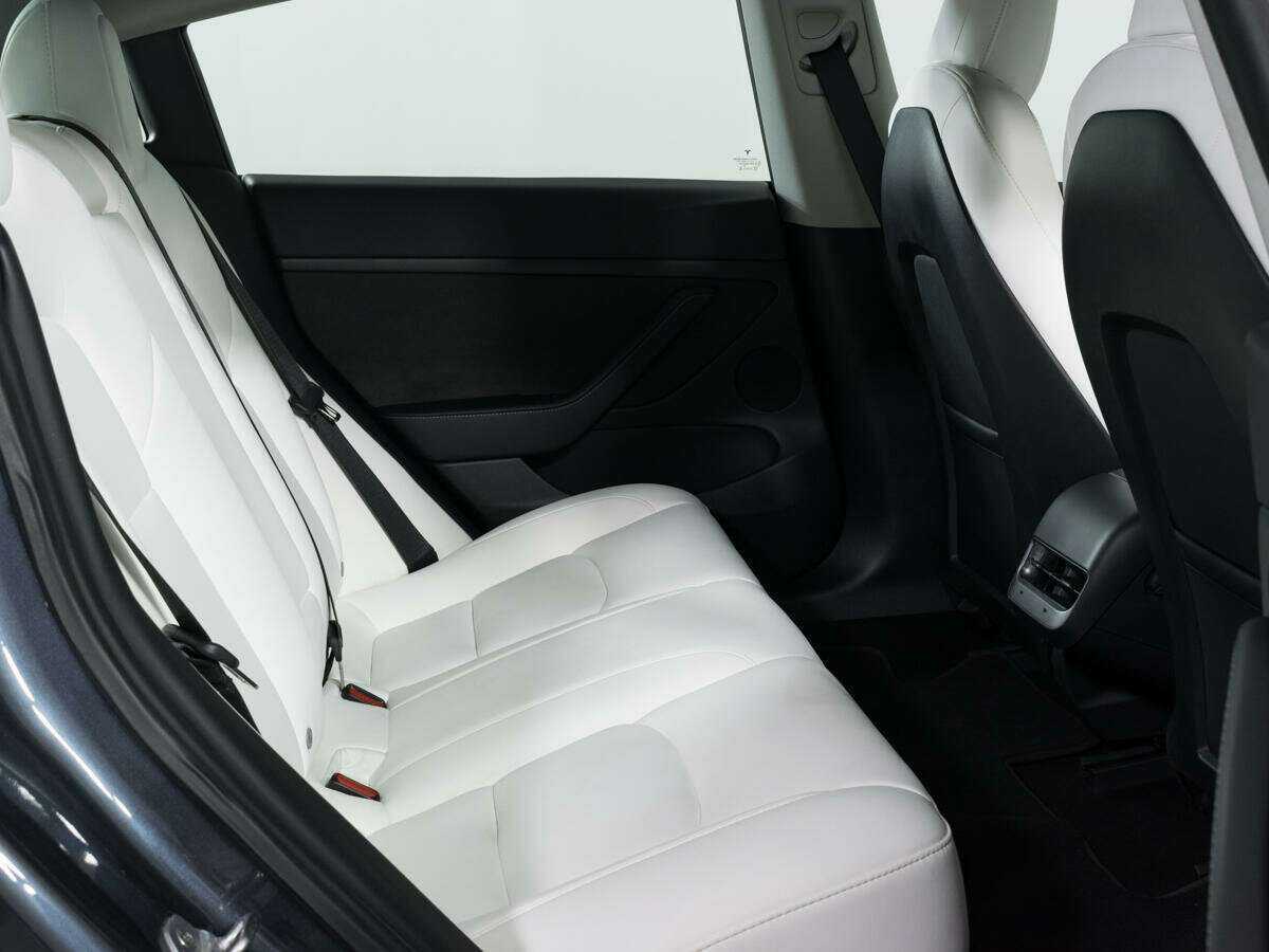 Купить Tesla Model 3 Performance, 2022, 5 001 км, фото №9