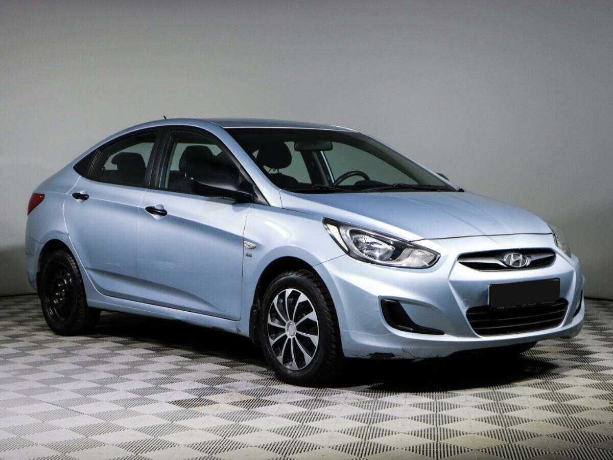 Купить Hyundai Solaris, 2011, 115 000 км, фото №3