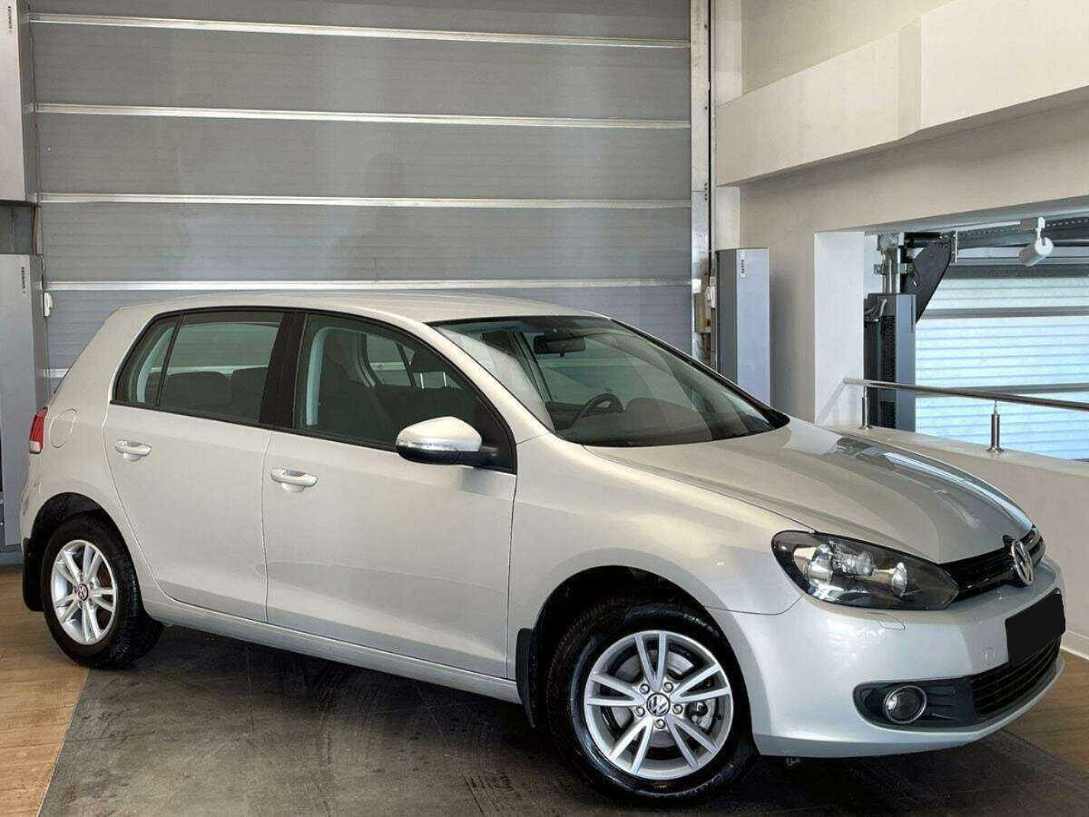 Купить Volkswagen Golf, 2010, 81 781 км, фото №3