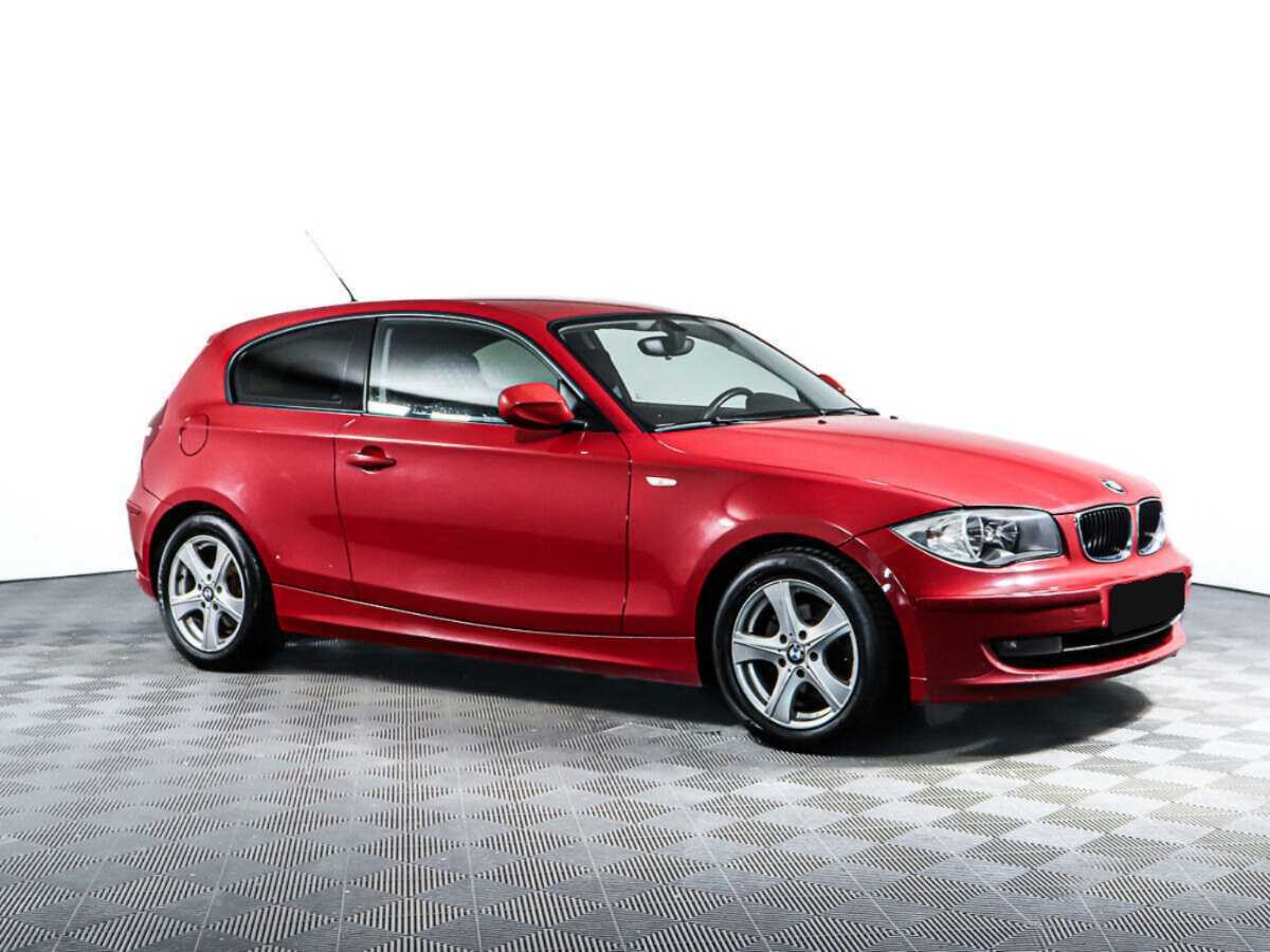 Купить BMW 1 серии 116i, 2011, 156 161 км, фото №3