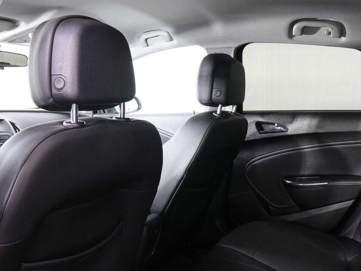 Купить Opel Astra, 2011, 70 472 км, фото №12