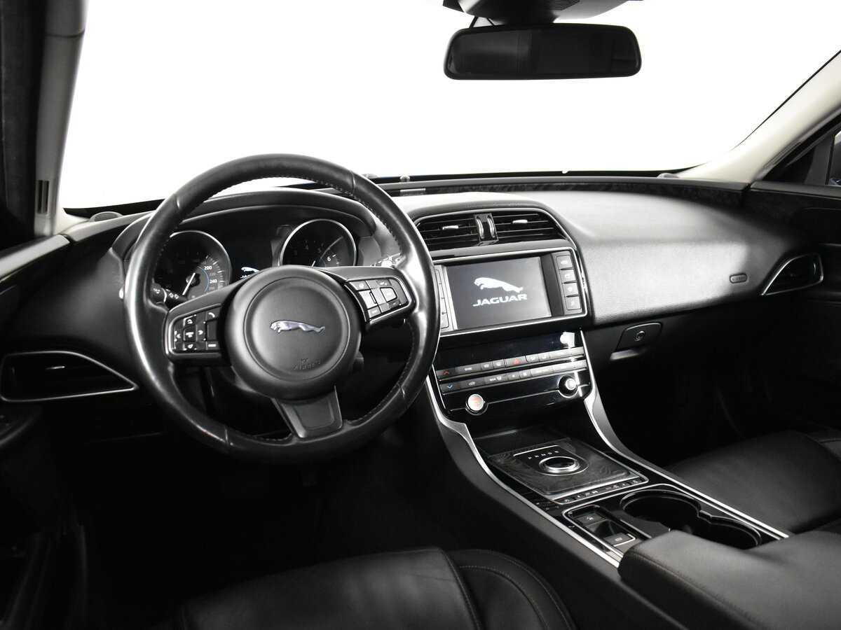 Купить Jaguar XE, 2016, 184 000 км, фото №11