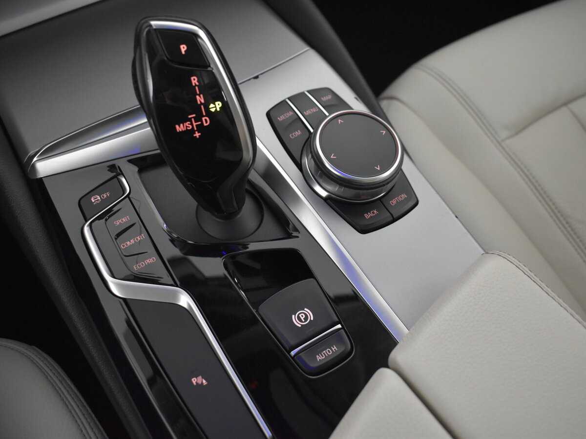 Купить BMW 5 серии 530d xDrive, 2018, 176 000 км, фото №17