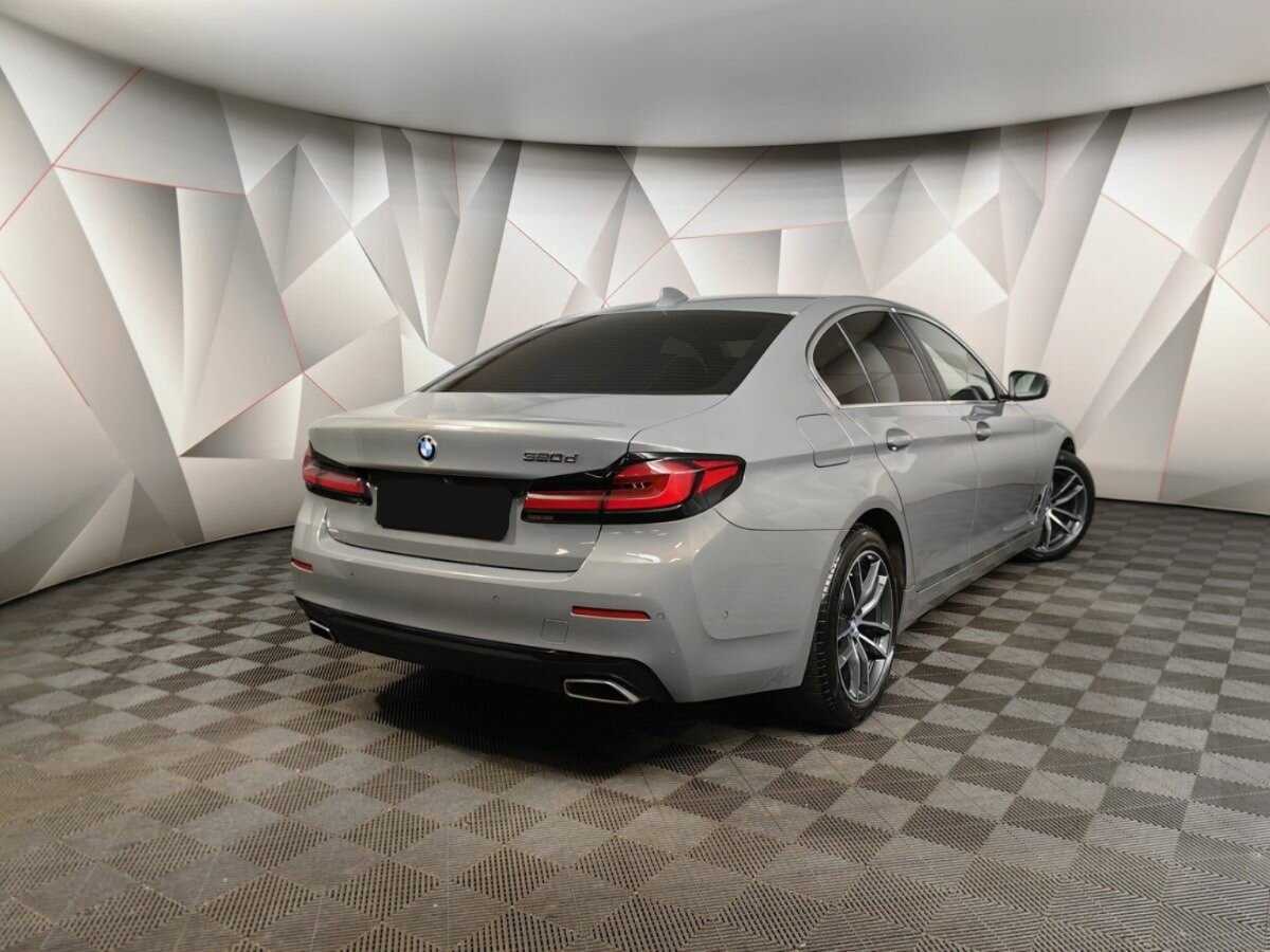 Купить BMW 5 серии 520d, 2020, 56 723 км, фото №2