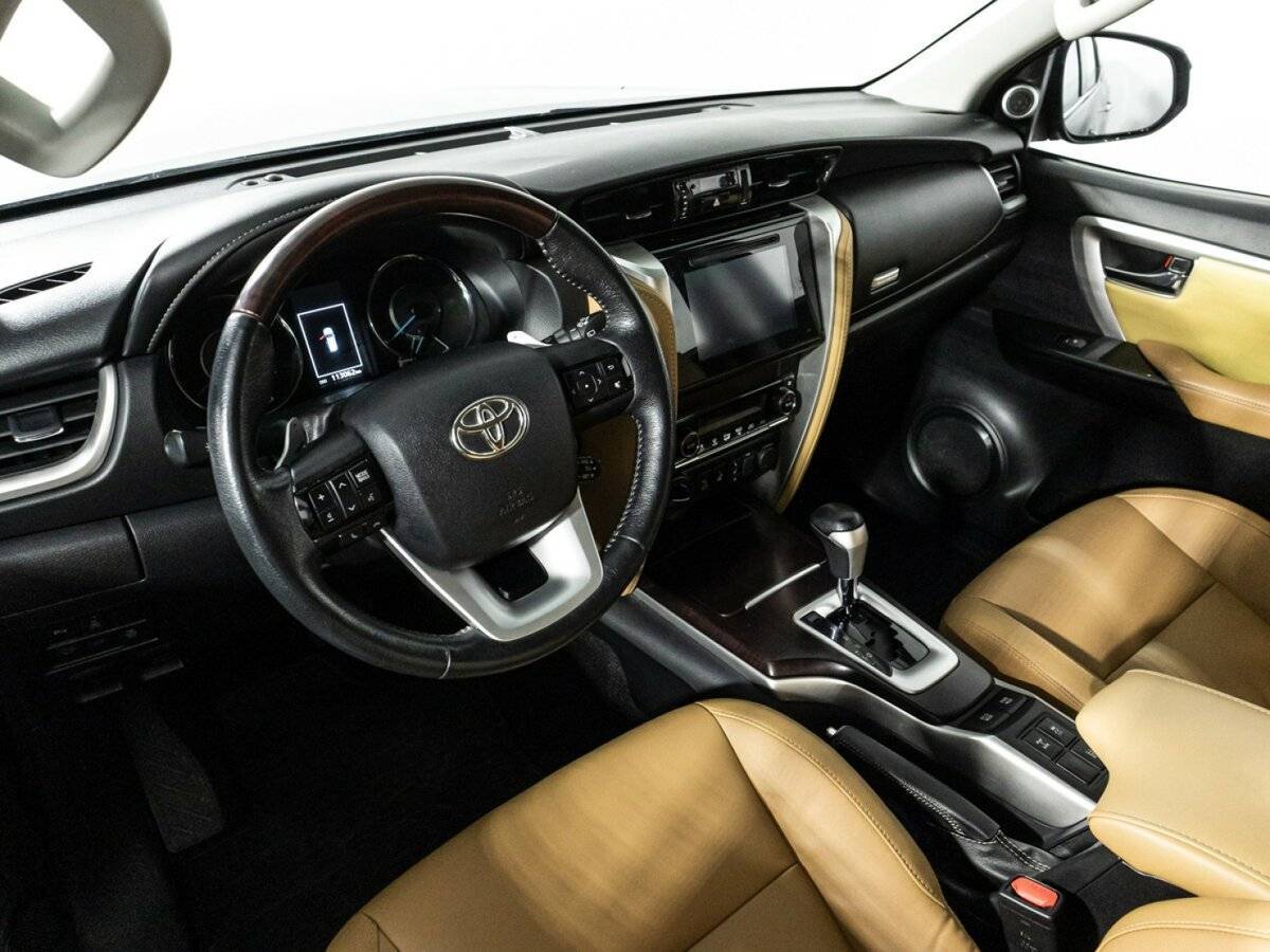 Купить Toyota Fortuner, 2019, 113 061 км, фото №11