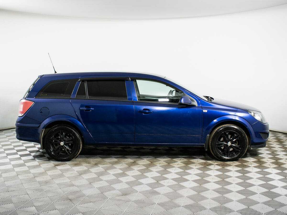 Купить Opel Astra, 2010, 173 790 км, фото №4