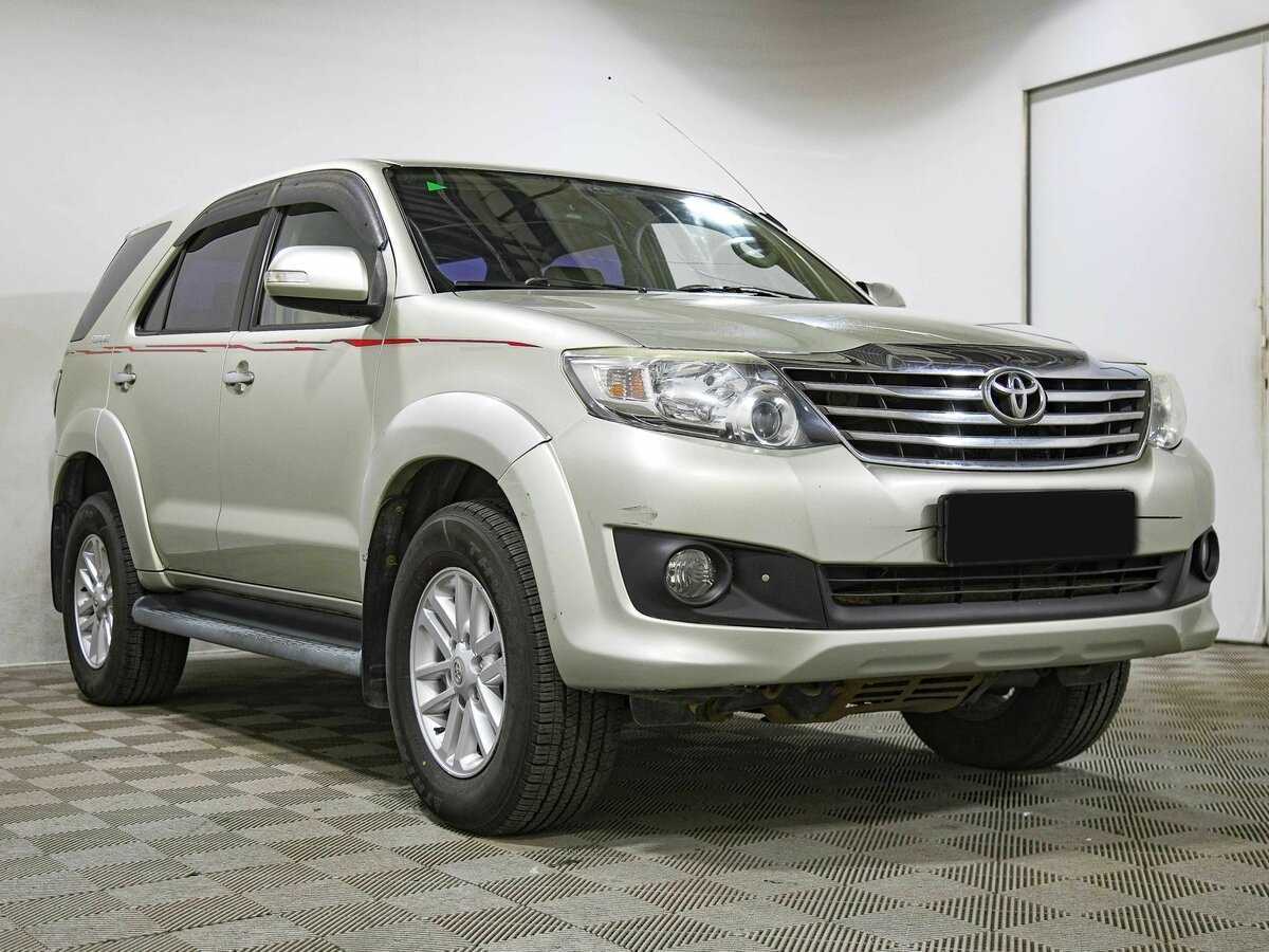 Купить Toyota Fortuner, 2012, 146 500 км, фото №3