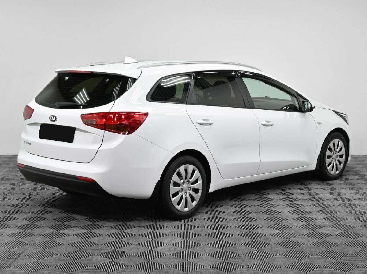 Купить Kia Ceed, 2017, 114 000 км, фото №2