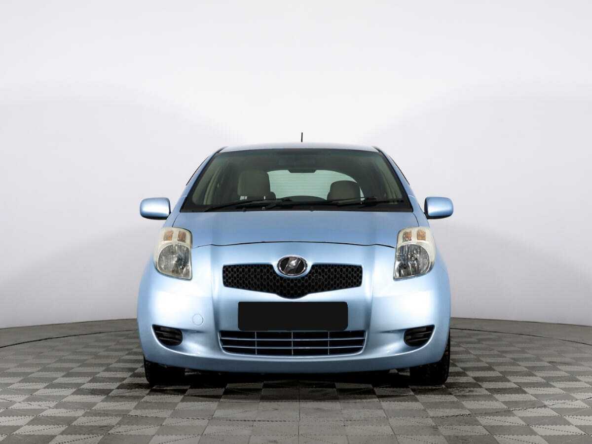 Купить Toyota Vitz, 2005, 205 617 км, фото №2