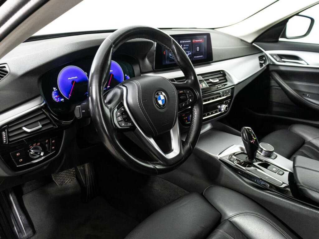 Купить BMW 5 серии 520d xDrive, 2018, 224 955 км, фото №11
