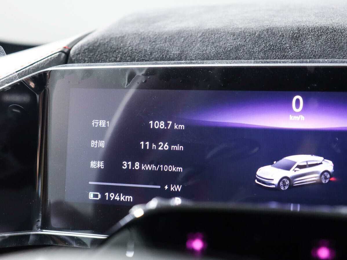 Купить Zeekr 001 100 kWh, 2023, 107 км, фото №9
