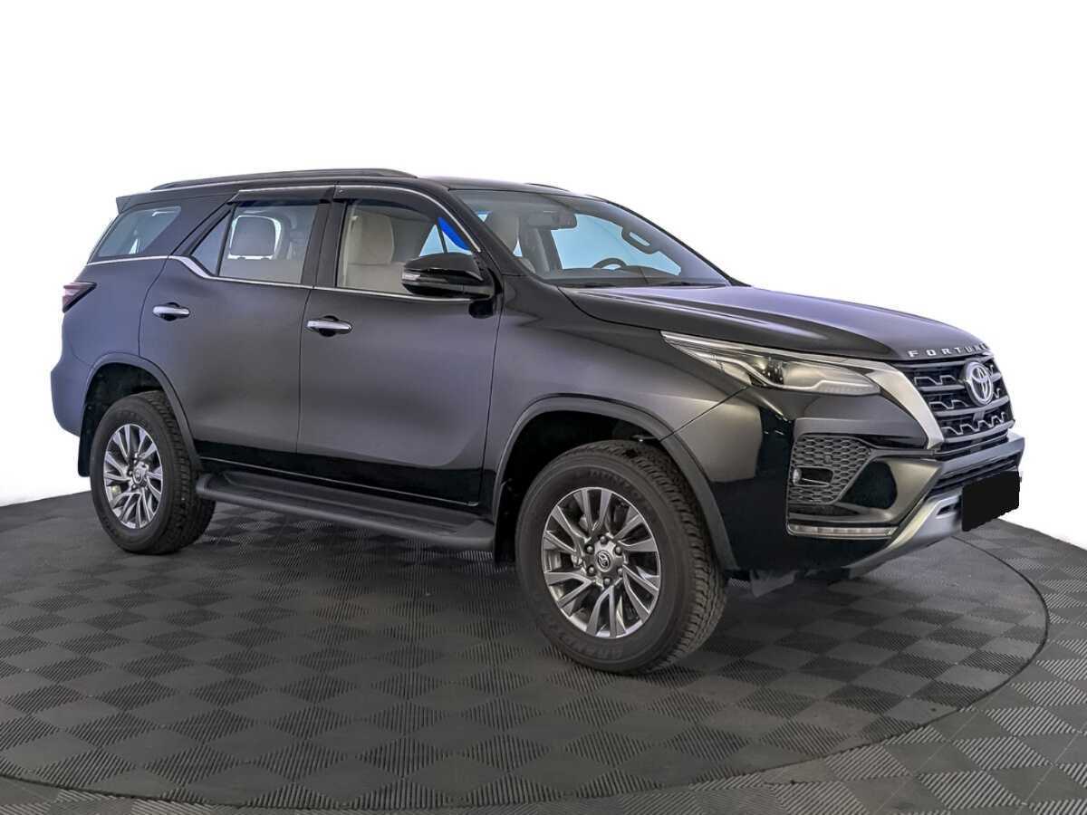Купить Toyota Fortuner, 2022, 9 682 км, фото №3