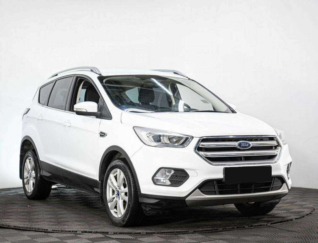 Купить Ford Kuga, 2017, 132 800 км, фото №3
