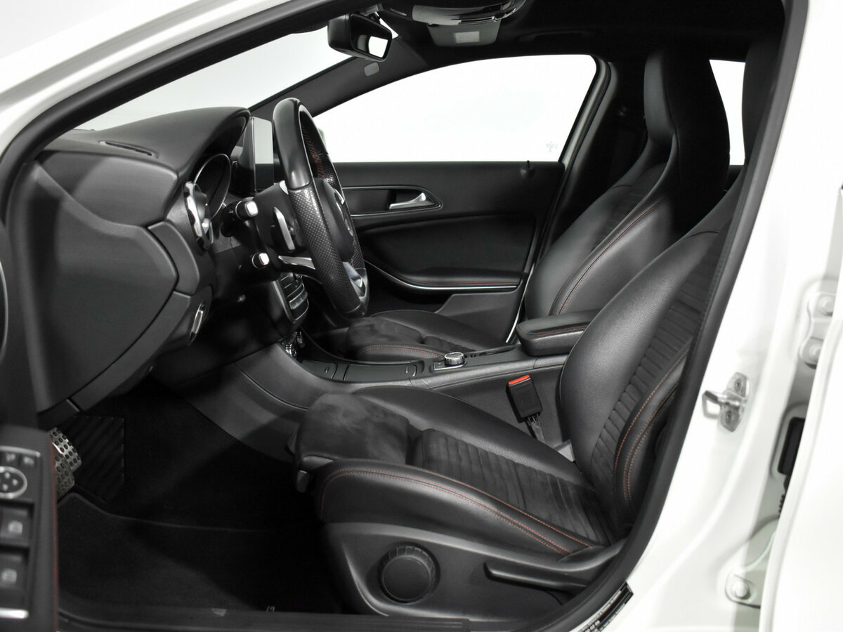 Купить Mercedes-Benz GLA 250 I (X156) Рестайлинг, 2017, 161 000 км, фото №11