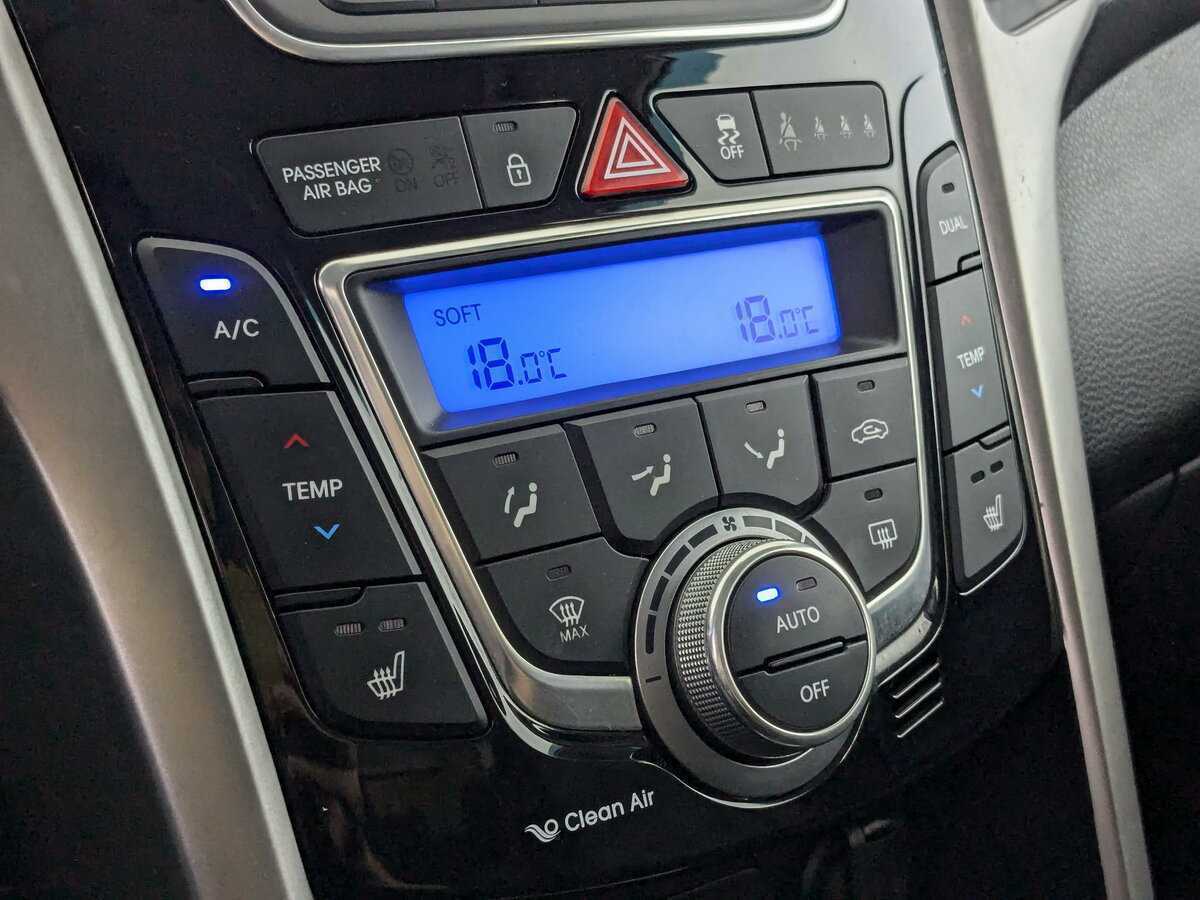 Купить Hyundai i30, 2014, 83 627 км, фото №10