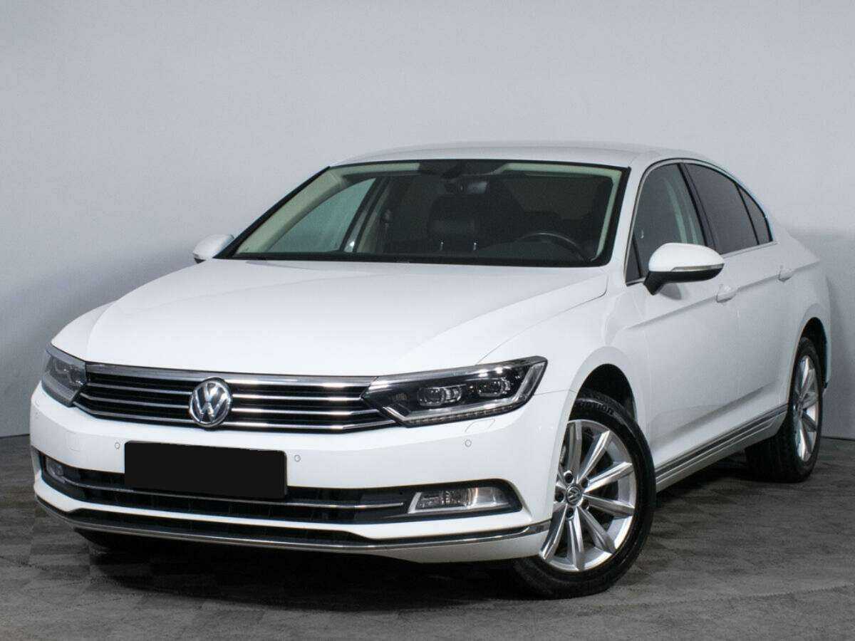 Купить Volkswagen Passat, 2017, 106 700 км, фото №1