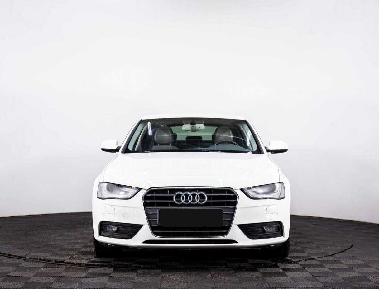 Купить Audi A4, 2012, 103 000 км, фото №2