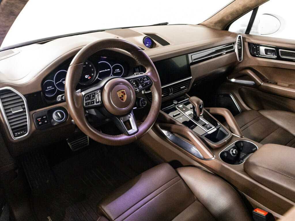Купить Porsche Cayenne Turbo, 2018, 80 384 км, фото №10