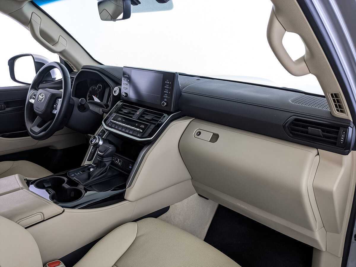 Купить Toyota Land Cruiser, 2022, 23 402 км, фото №11