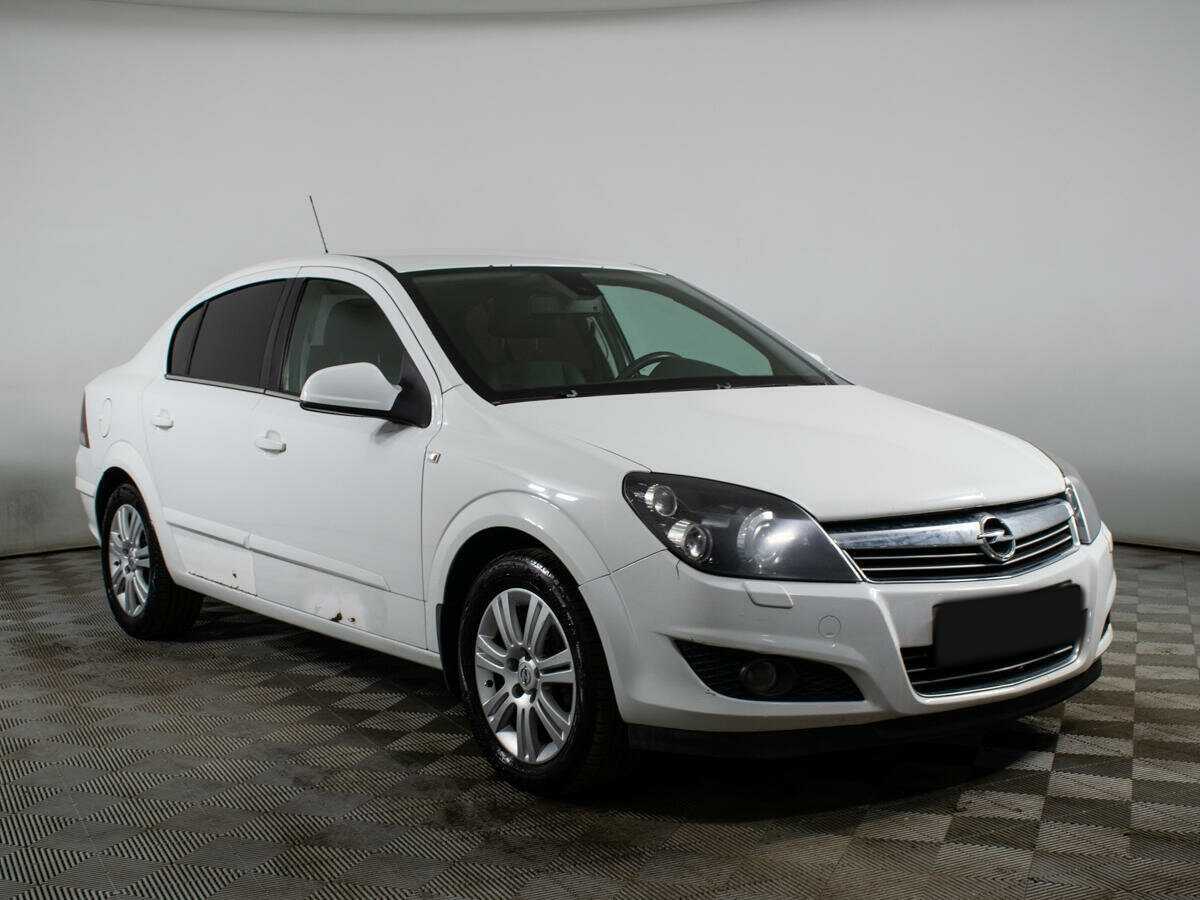 Купить Opel Astra, 2011, 177 603 км, фото №3