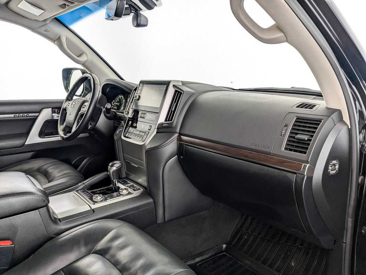 Купить Toyota Land Cruiser, 2020, 136 187 км, фото №11