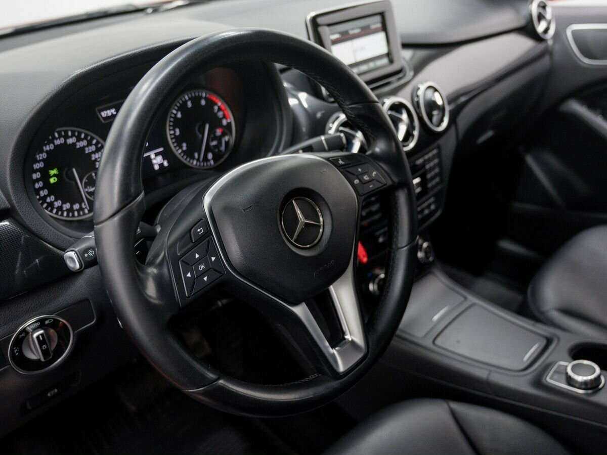 Купить Mercedes-Benz B-Класс 200, 2013, 94 000 км, фото №16
