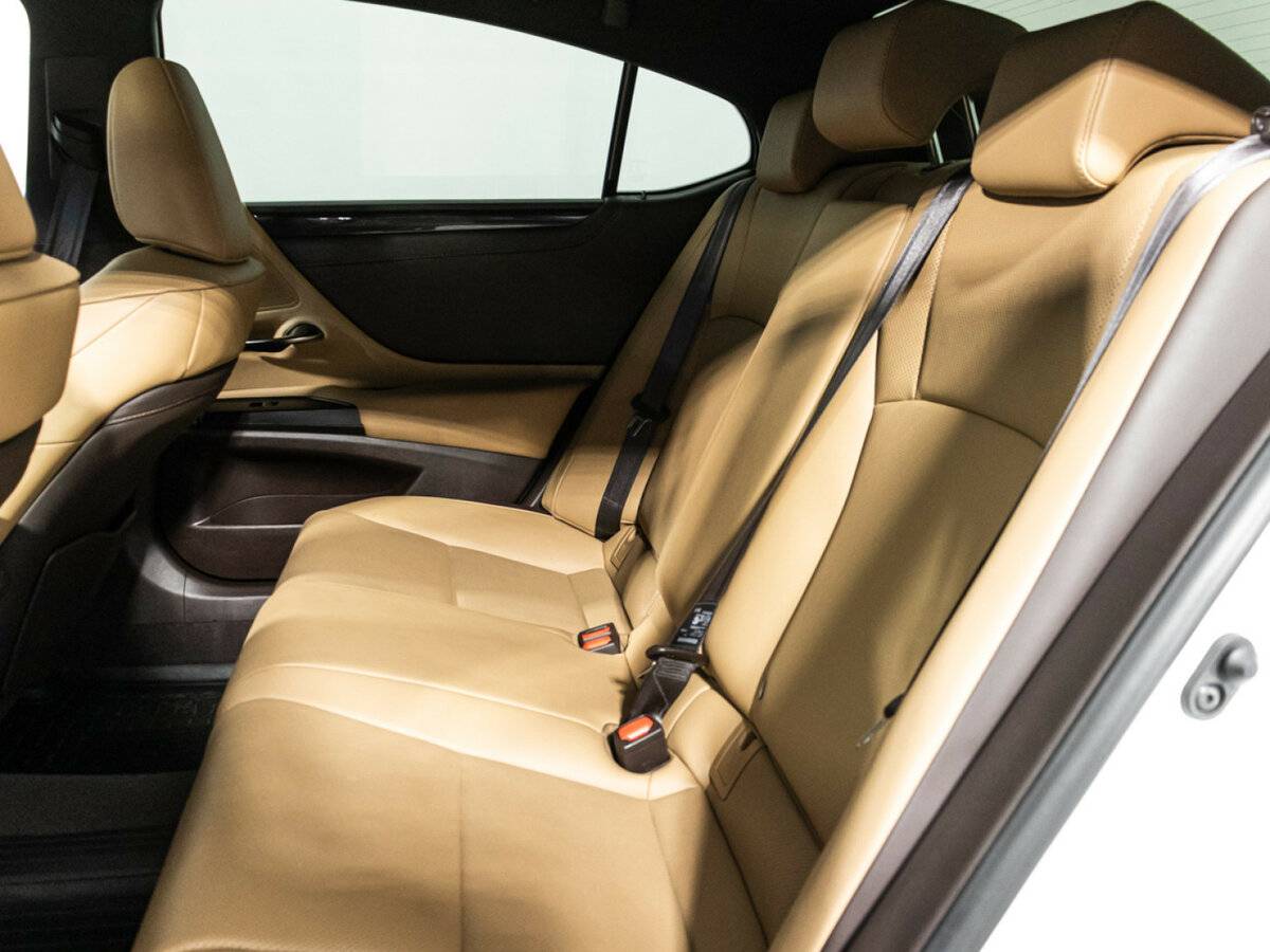 Купить Lexus ES 250 VII, 2020, 63 374 км, фото №9