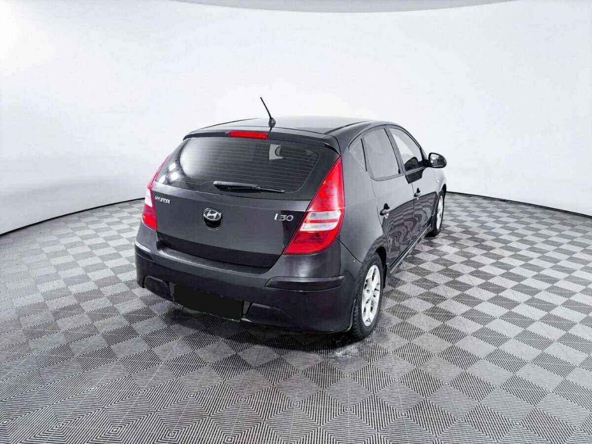 Купить Hyundai i30, 2010, 224 289 км, фото №5