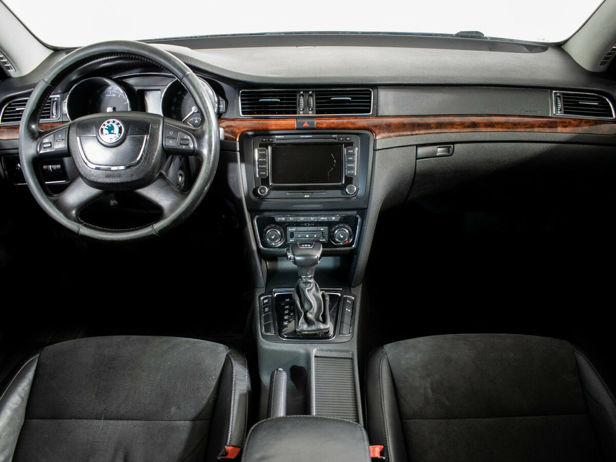 Купить Skoda Superb II, 2009, 308 857 км, фото №9