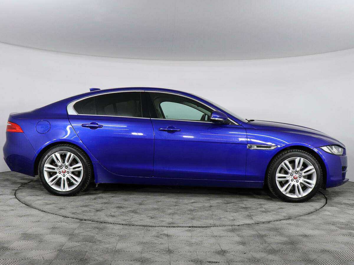 Купить Jaguar XE, 2016, 142 000 км, фото №3