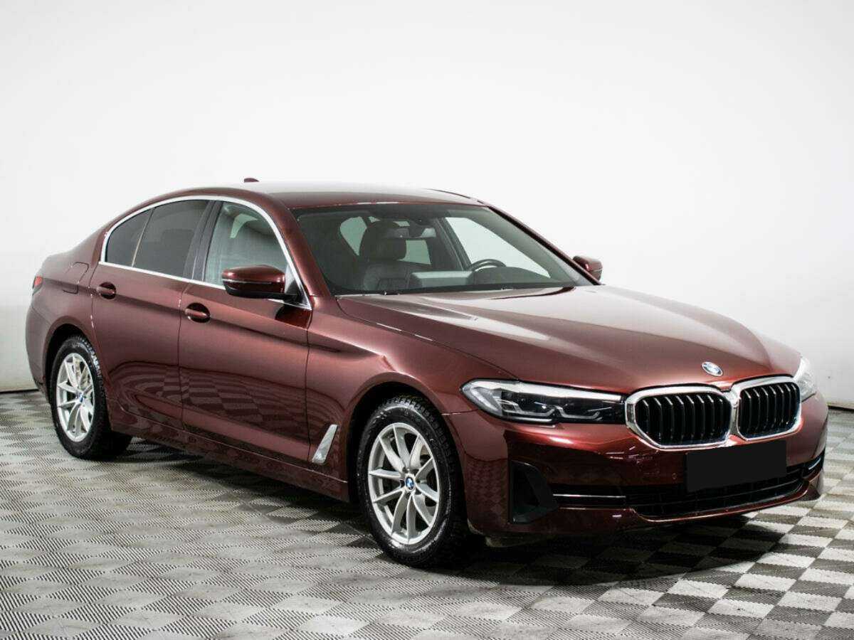 Купить BMW 5 серии 520i, 2022, 56 360 км, фото №3