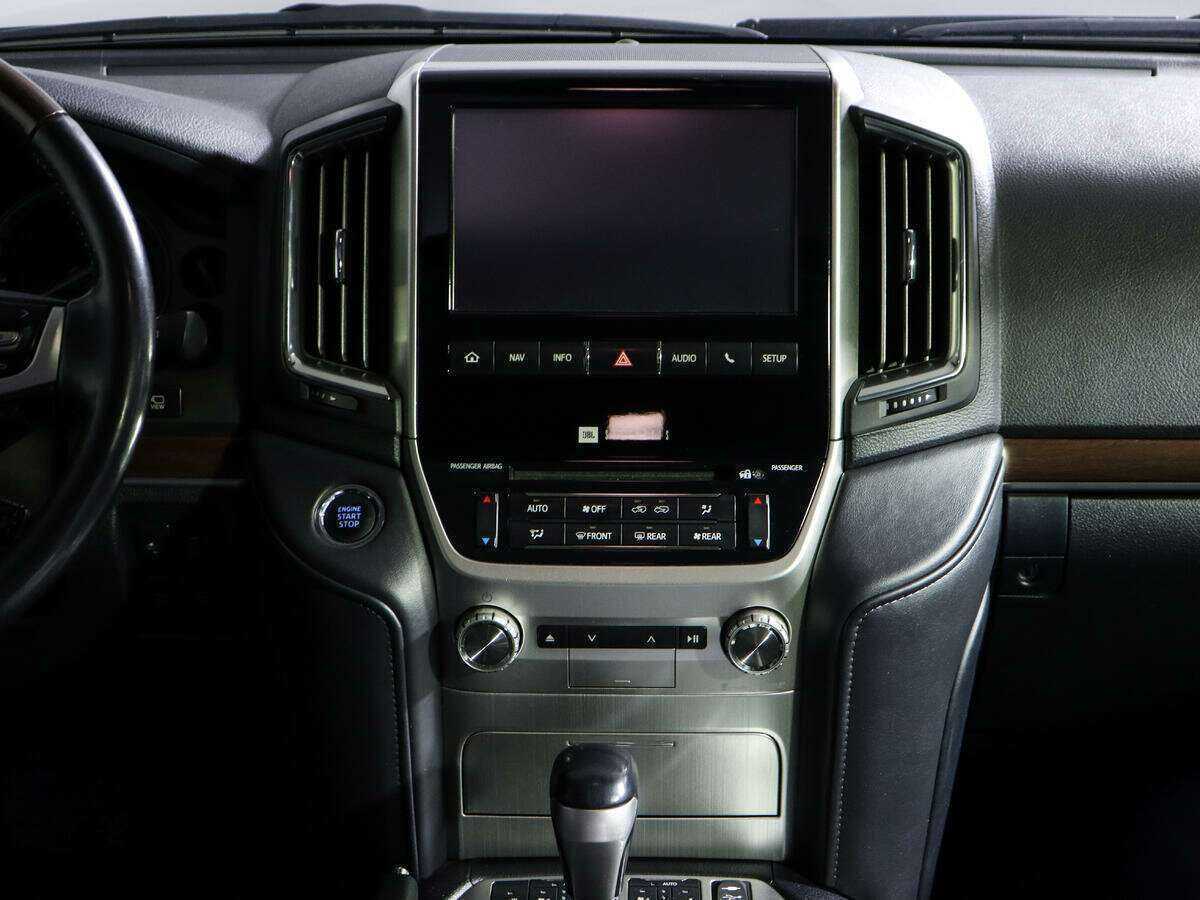 Купить Toyota Land Cruiser, 2017, 129 210 км, фото №10